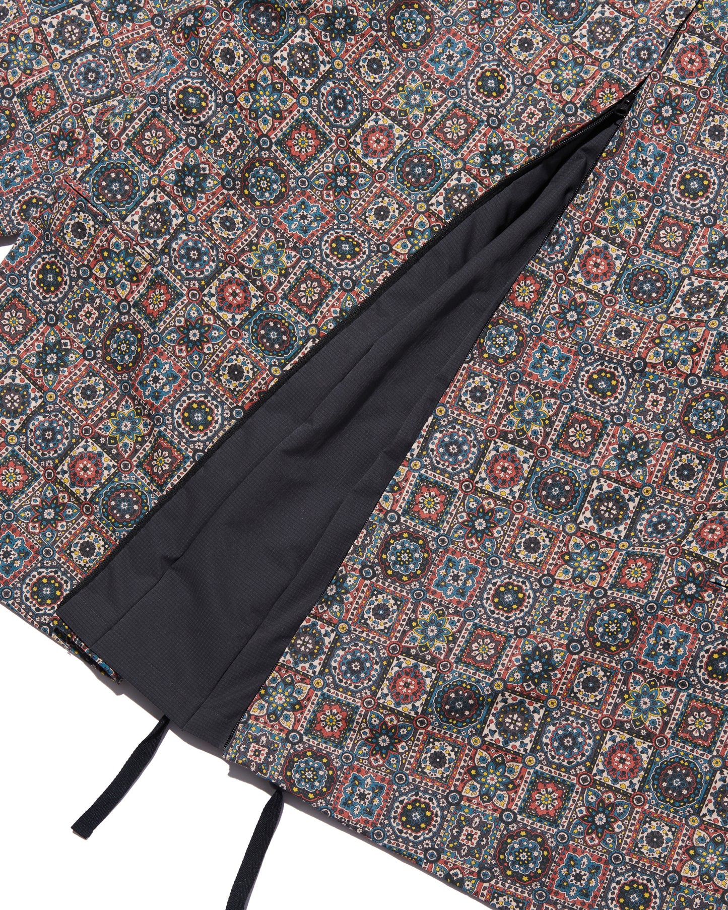 JUGEM PATTERNED TECH HOODIE COAT