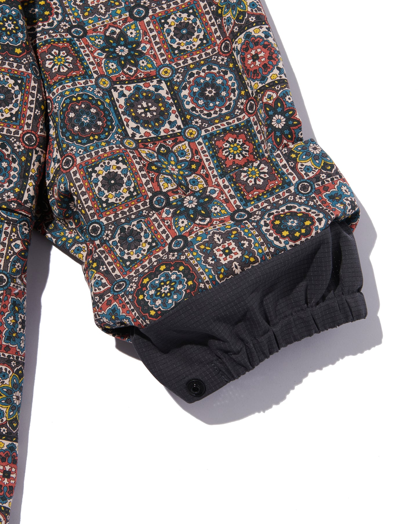 JUGEM PATTERNED TECH HOODIE COAT