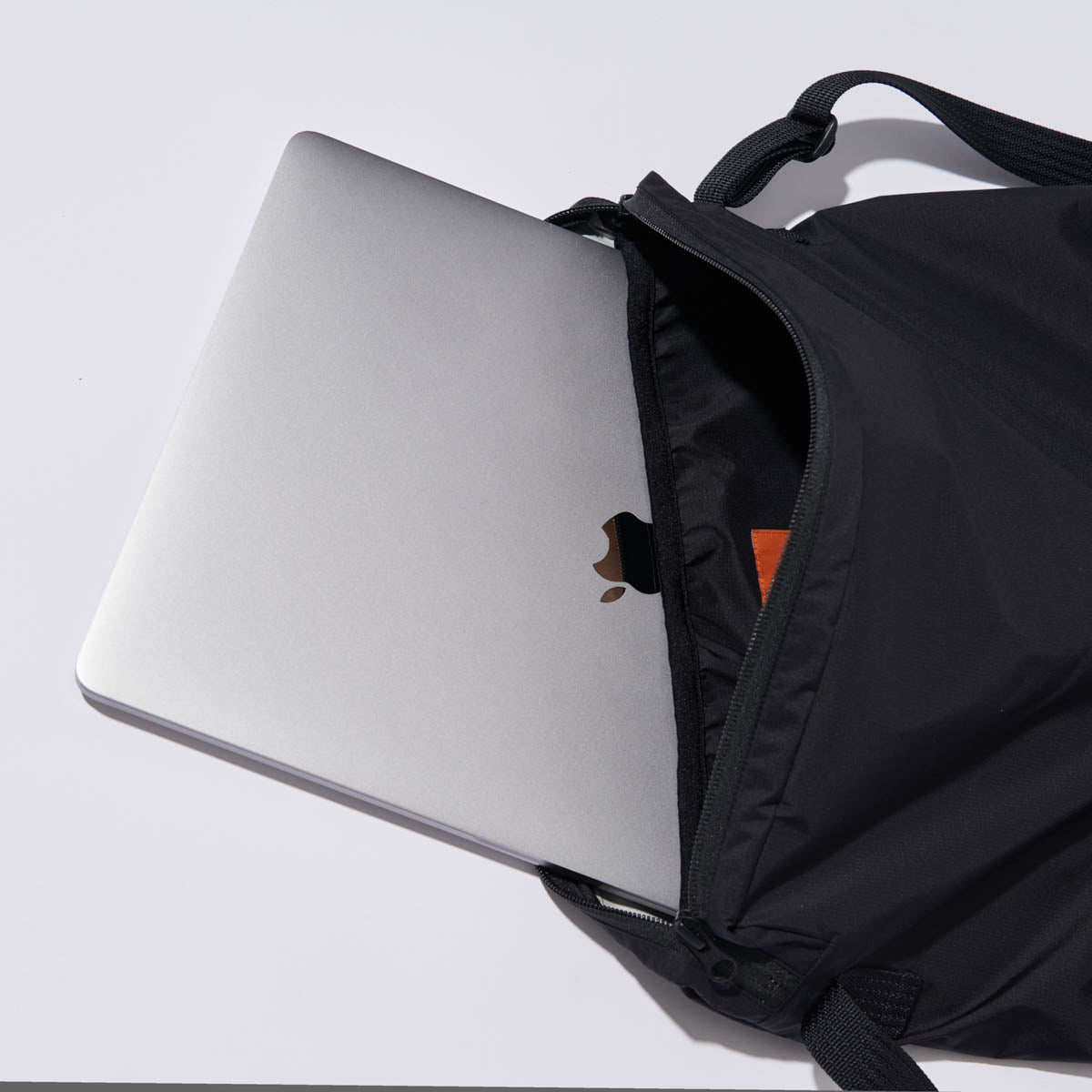 JUGEM UTILITY TECH SHOULDER