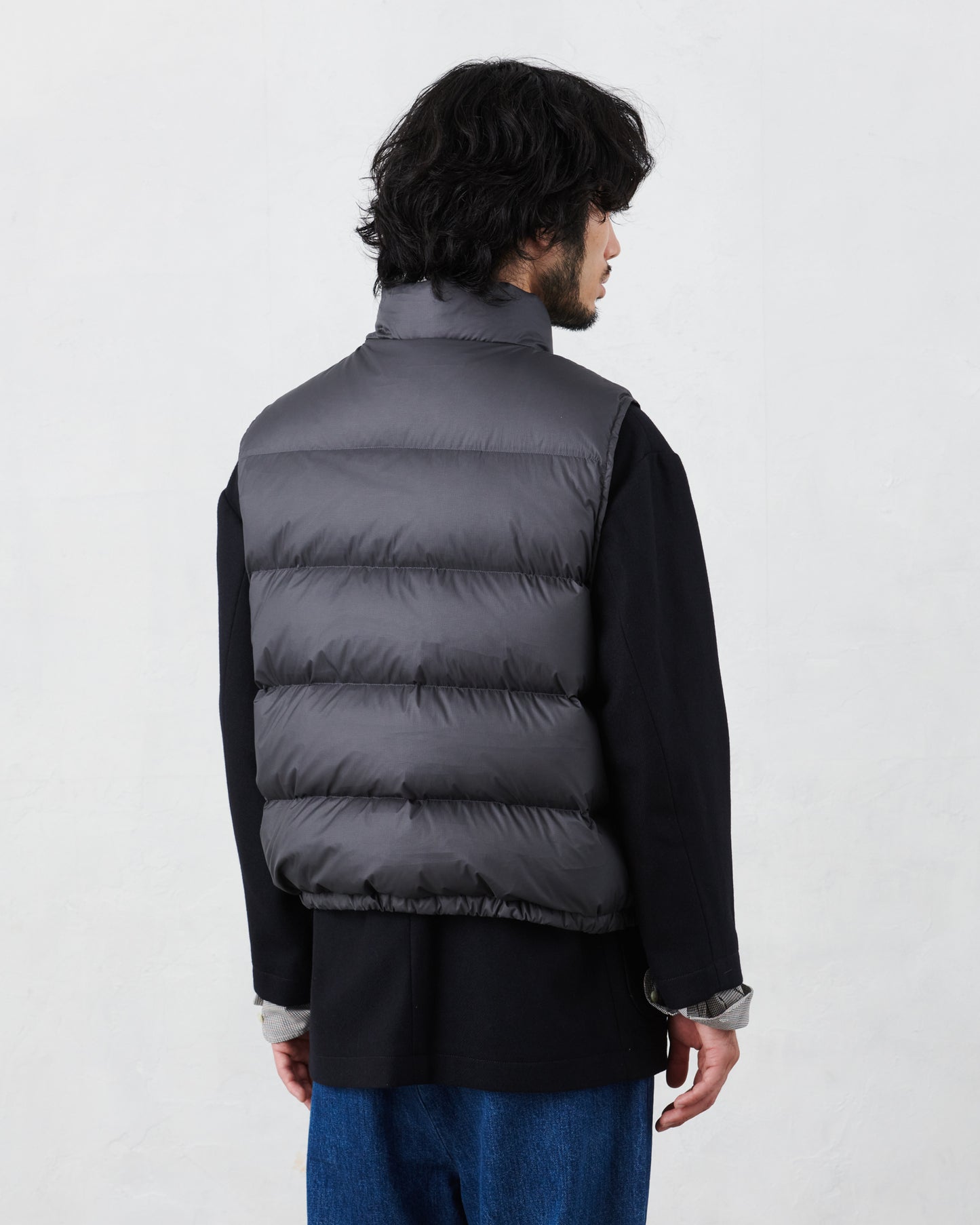 JUGEM SHORT DOWN VEST