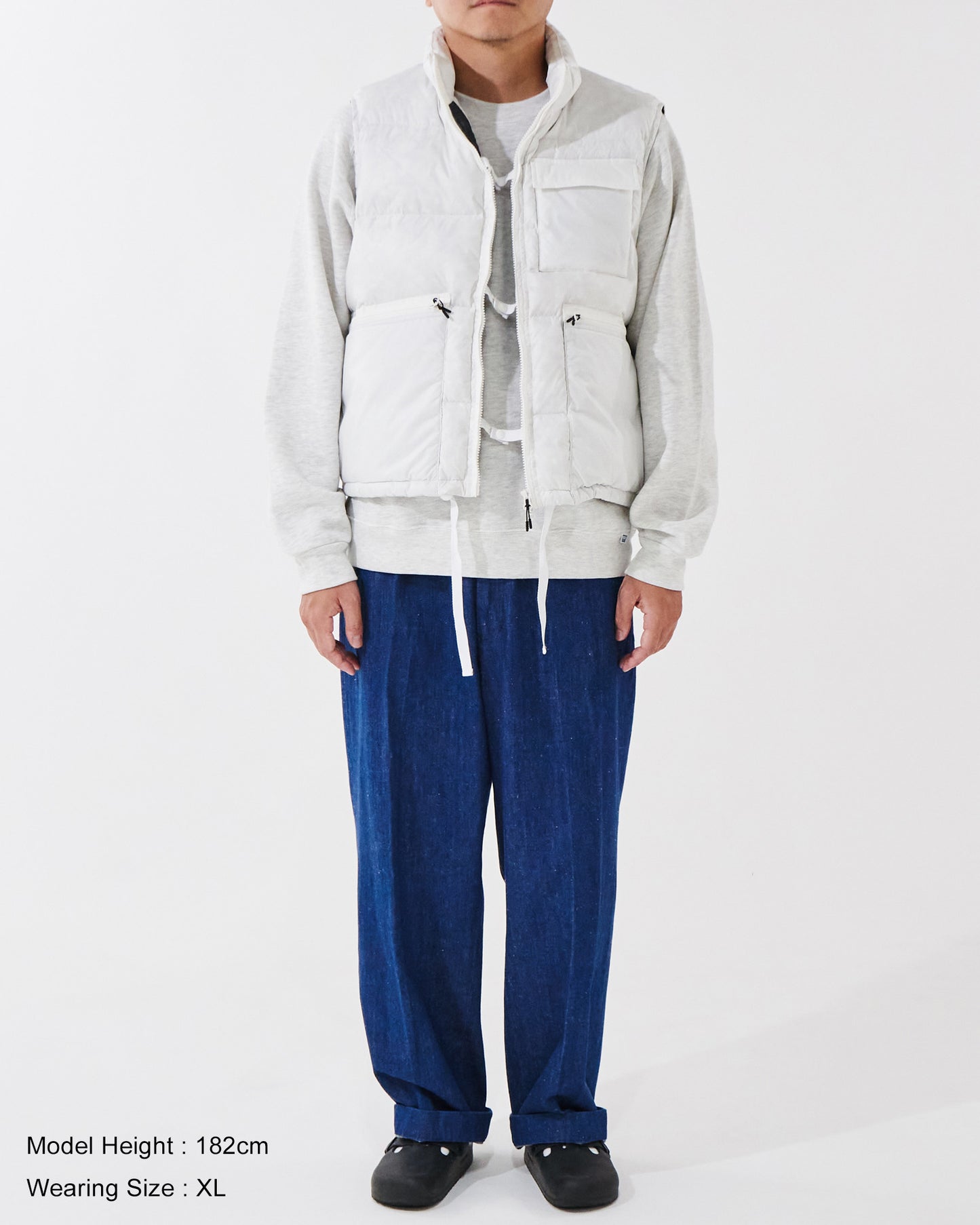 JUGEM SHORT DOWN VEST