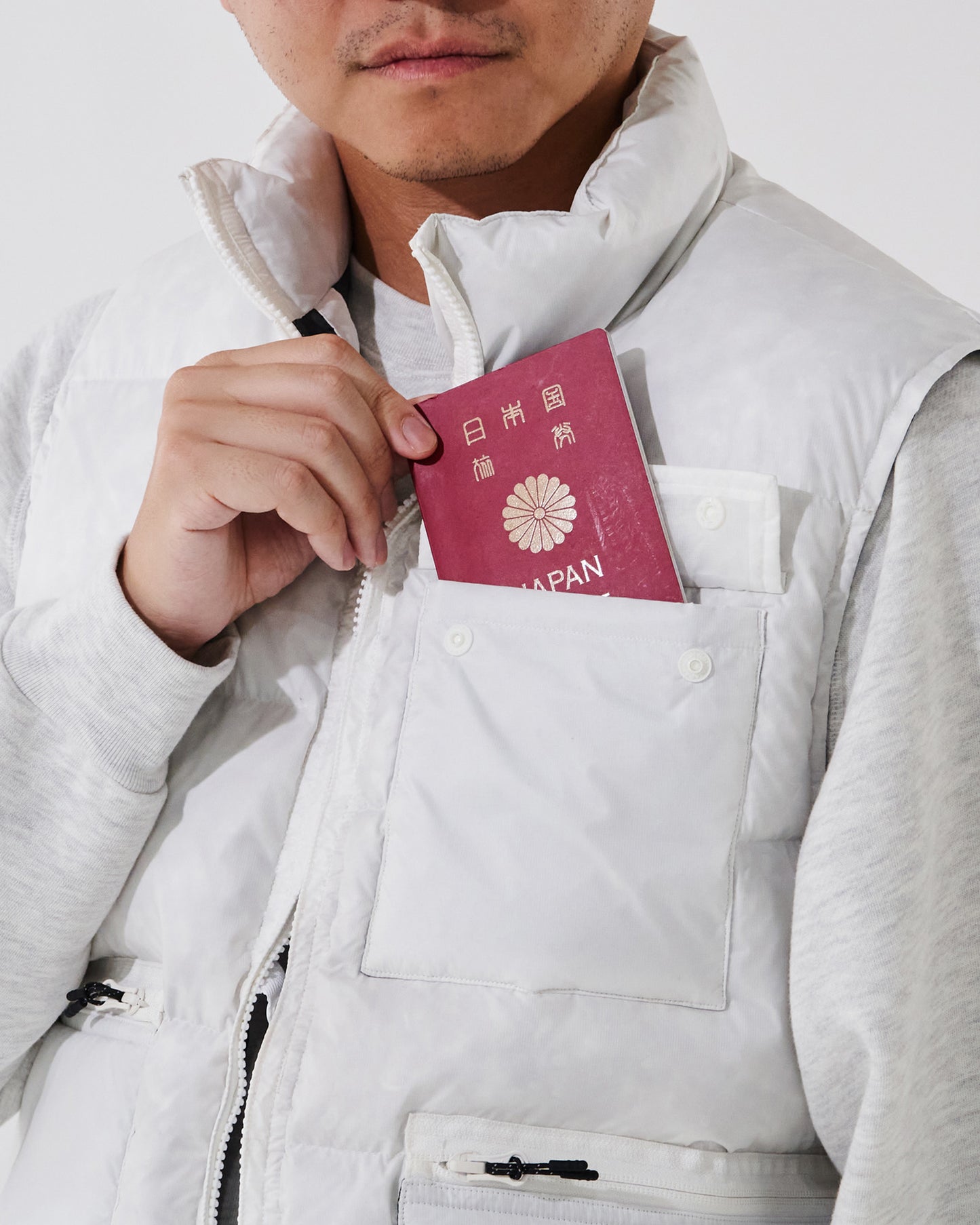 JUGEM SHORT DOWN VEST
