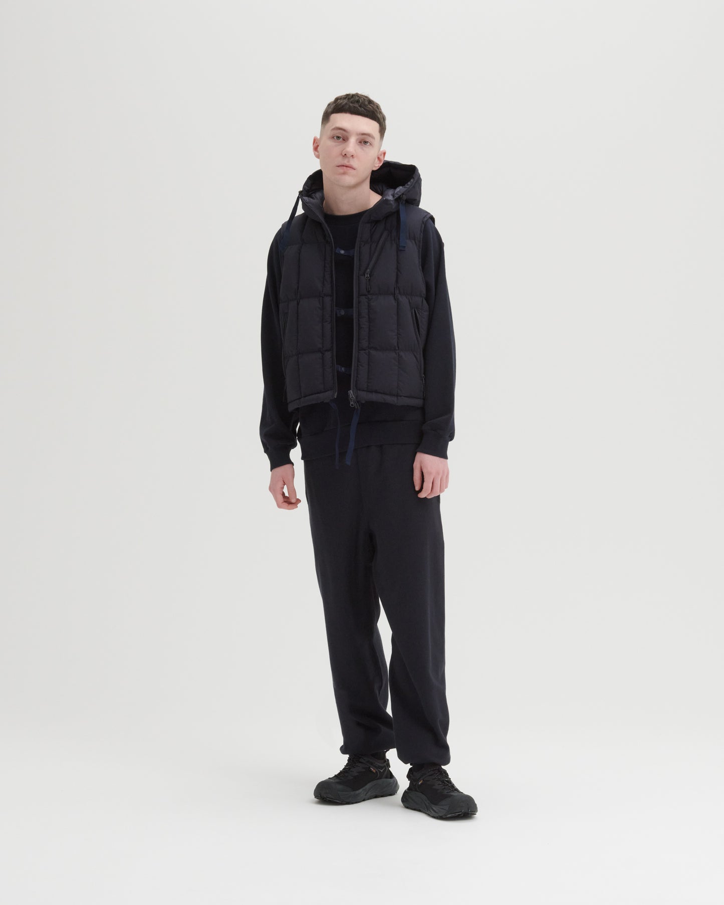 JUGEM SHORT HOODY DOWN VEST