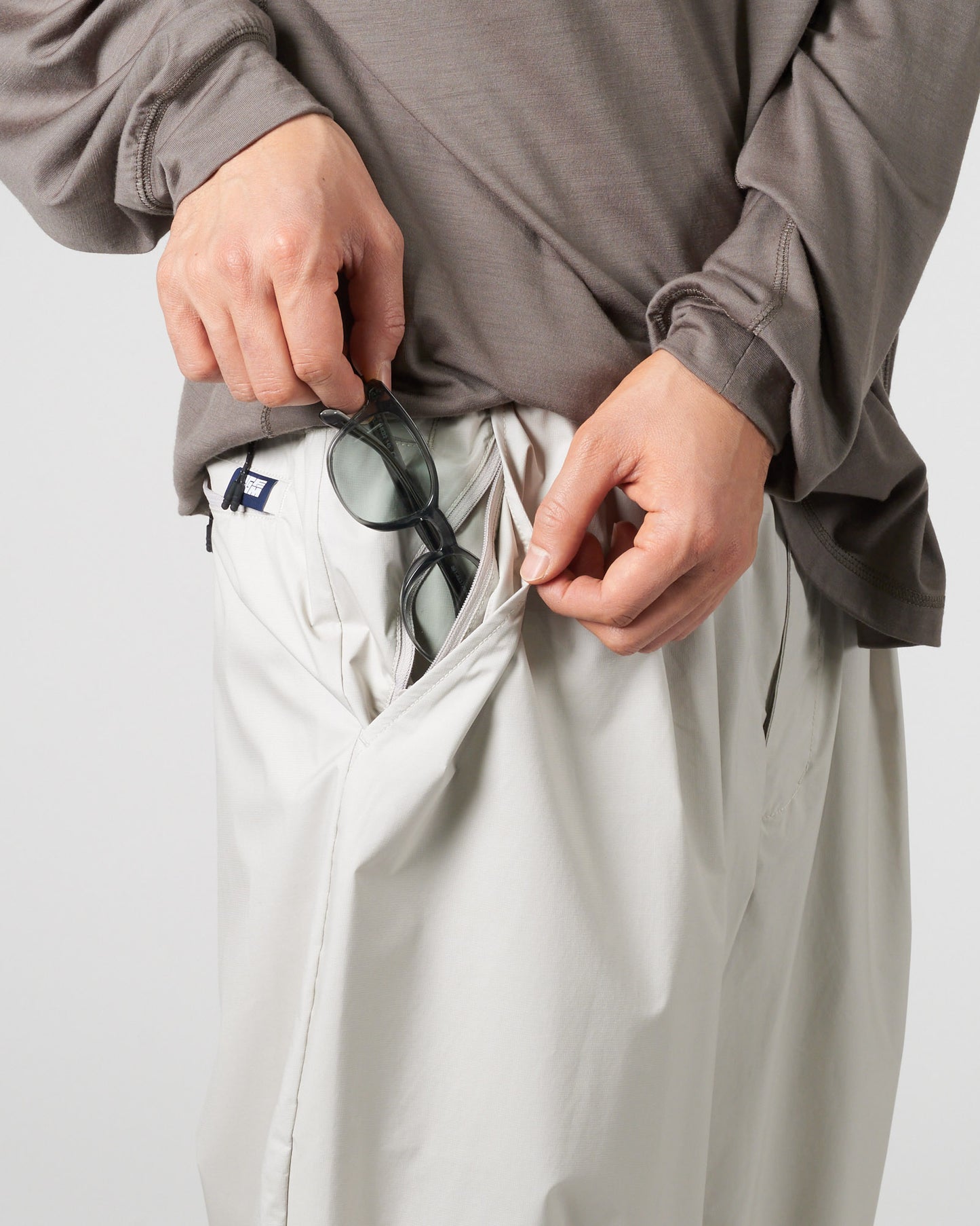 JUGEM ACTIVE EASY SHELL PANTS
