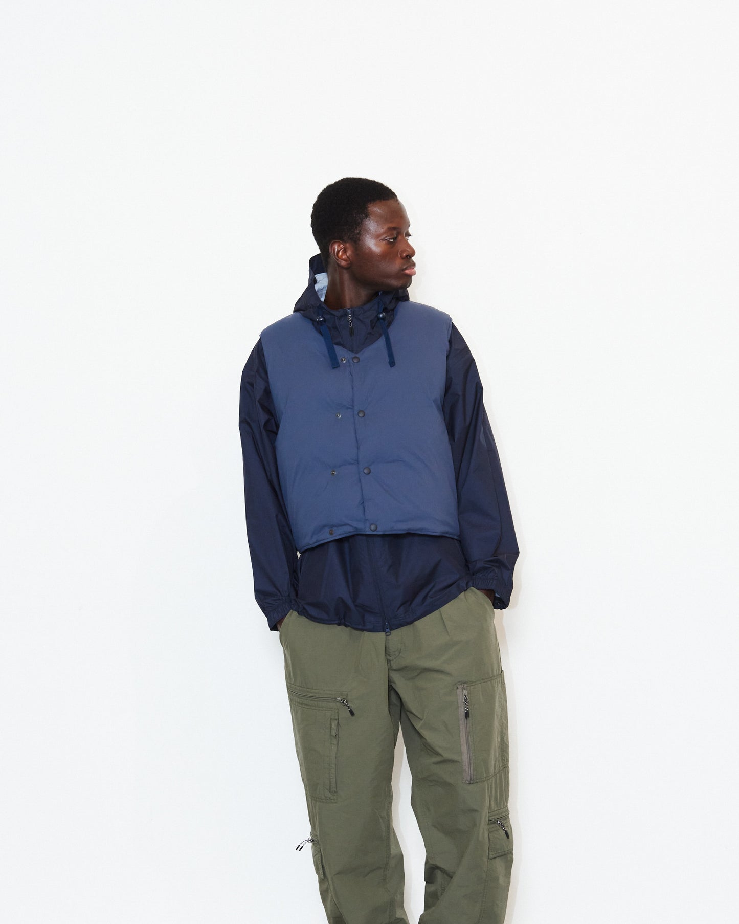 SHORT CARD DOWN VEST