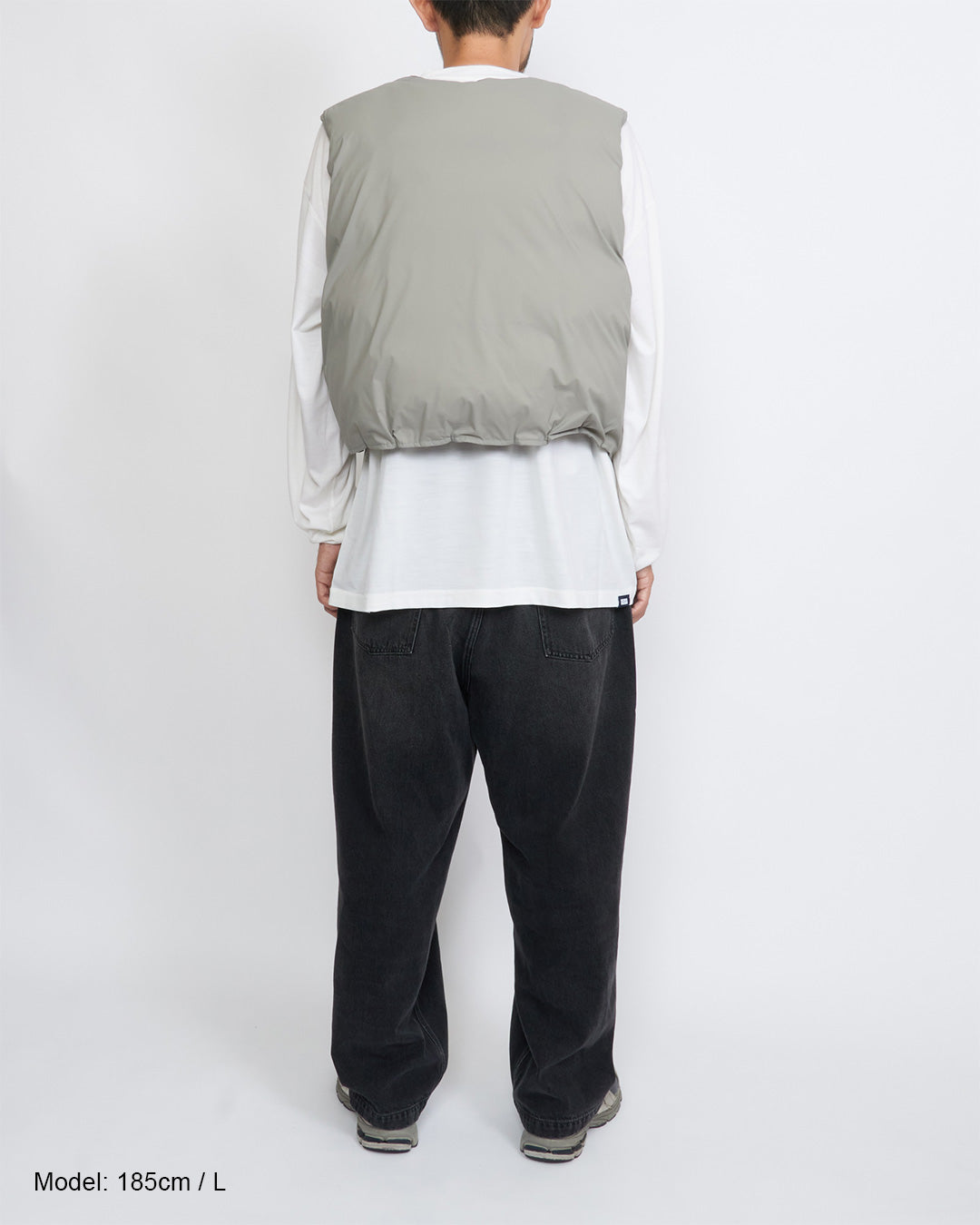 SHORT CARD DOWN VEST