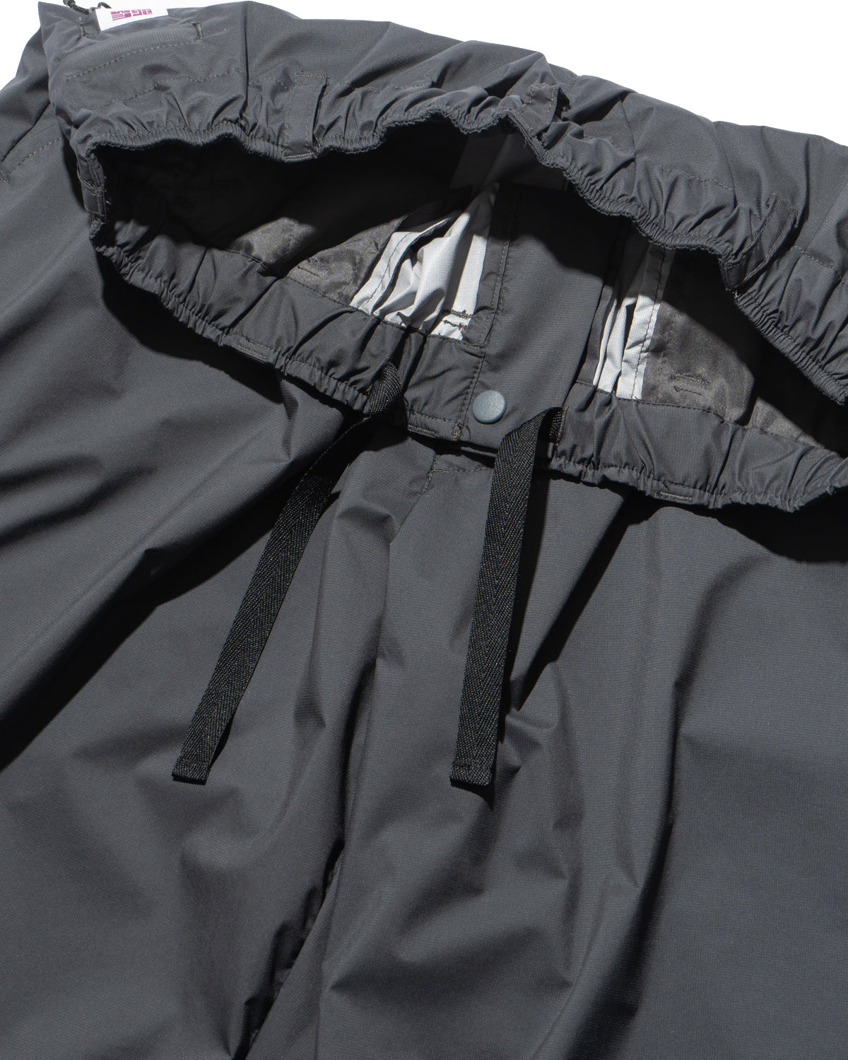 ACTIVE EASY SHELL SHORTS